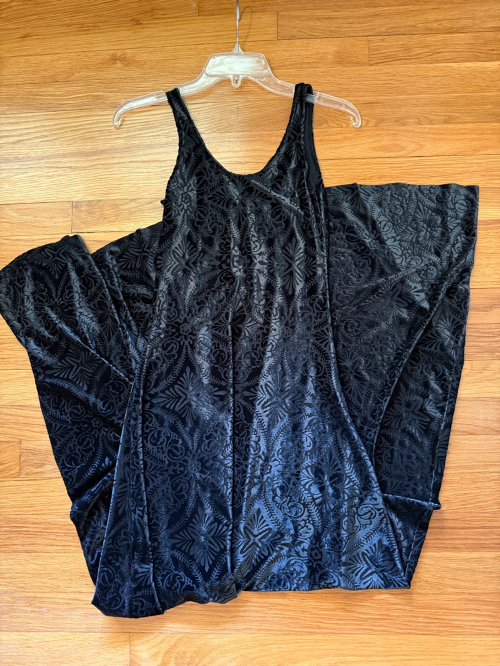 BlackMilk Burned Velvet Maxi Dress - Picture 2 of 10